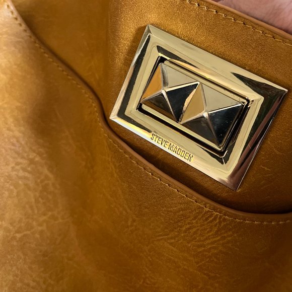 Steve Madden, Leather Crossbody EUC, Gold Spike Accents, Adjustable Strap - Picture 12 of 16